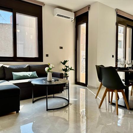 Spacious Apartment Near Monastiraki By Kozy Koala Атина Екстериор снимка