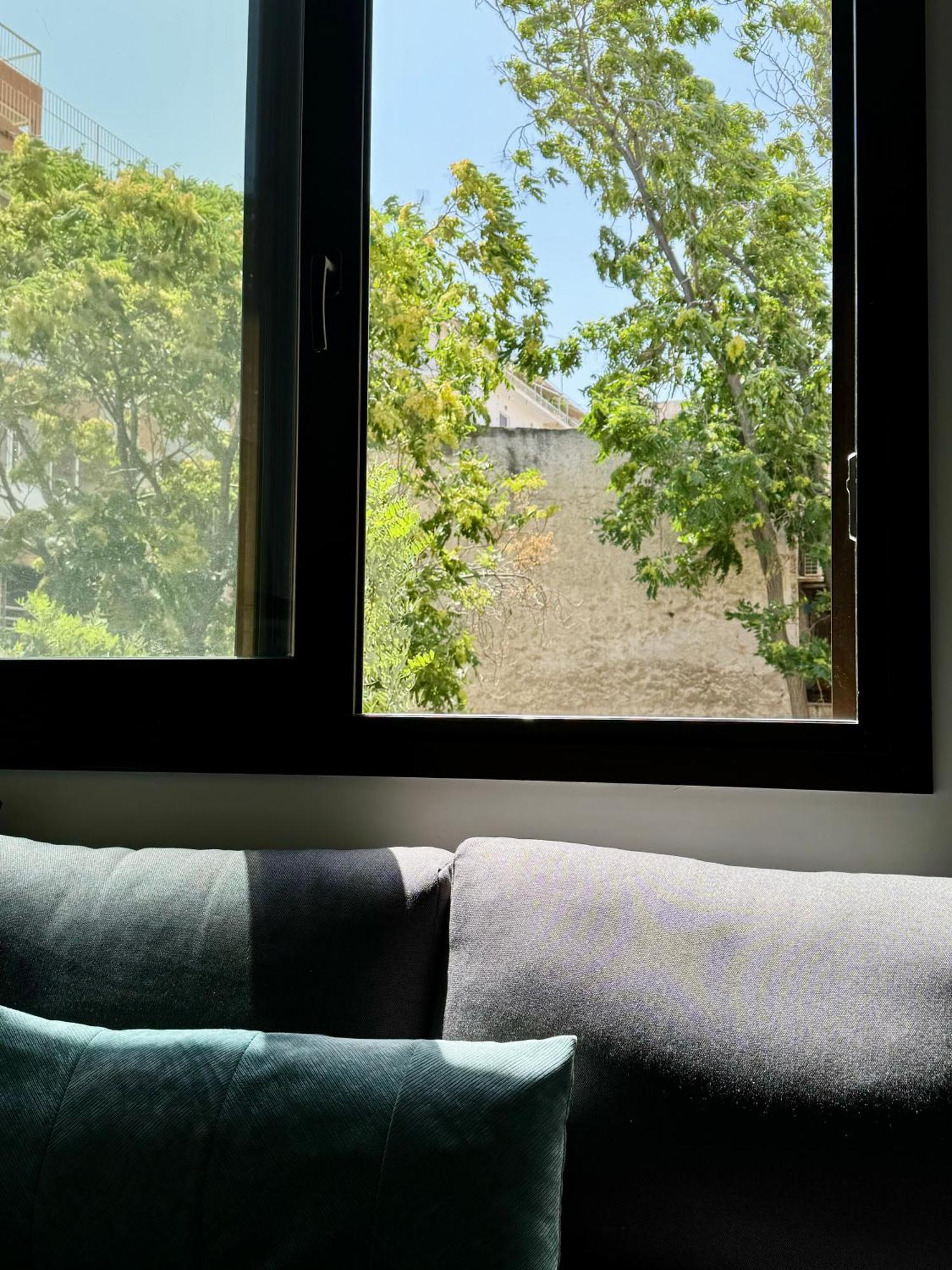 Spacious Apartment Near Monastiraki By Kozy Koala Атина Екстериор снимка